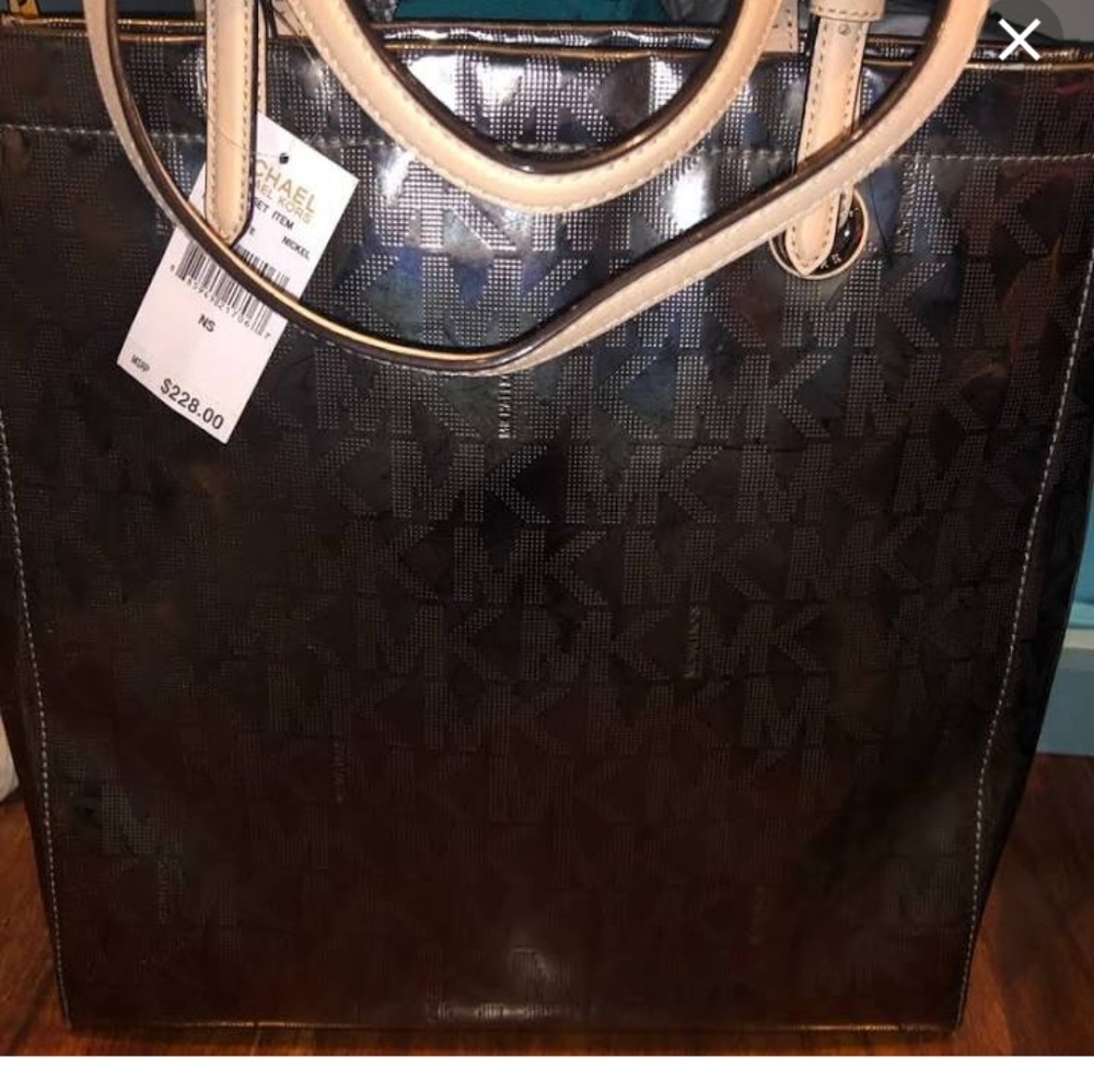MK Tote
